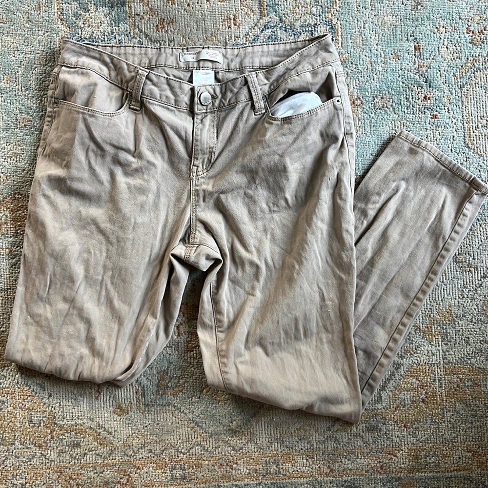 No boundaries mid-rise tan pant size 17